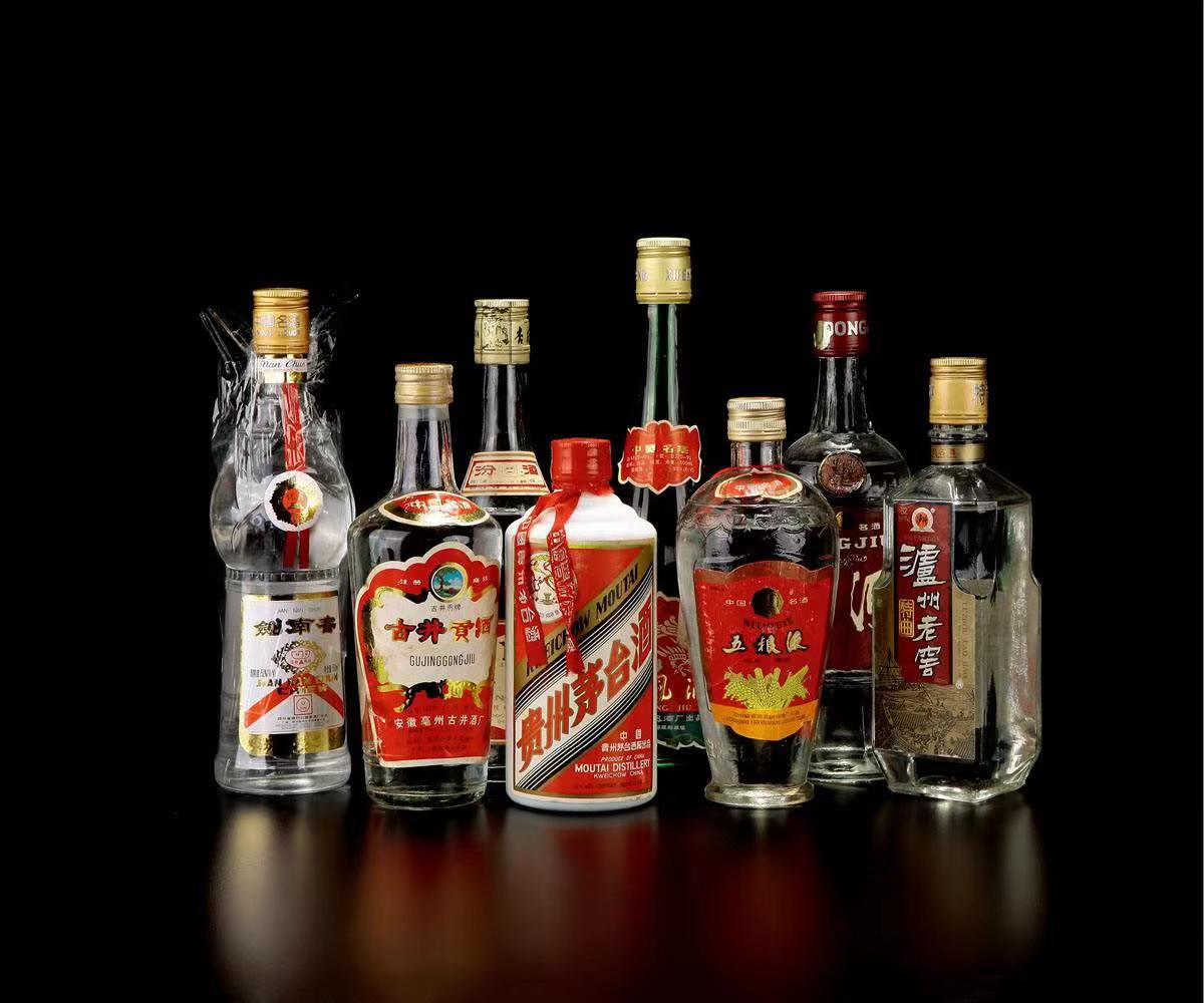 华龙老酒回收